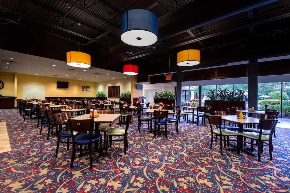 HOLIDAY INN ORLANDO SW CELEBRATION photo 3