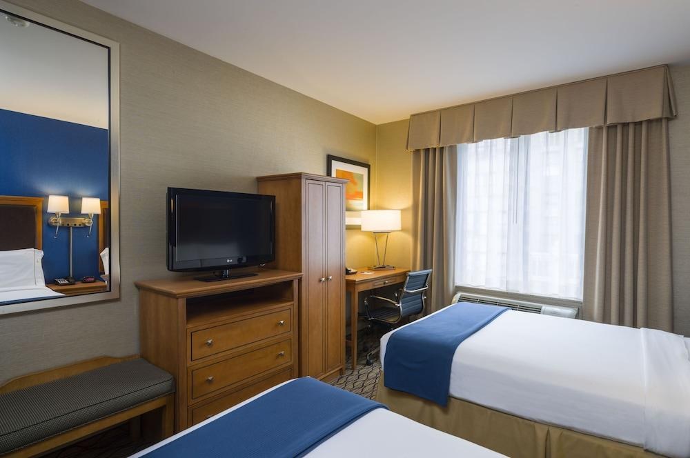 HOLIDAY INN EXPRESS CHELSEA photo 4