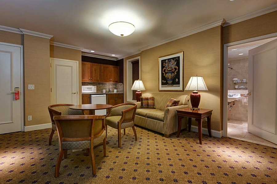 WELLINGTON HOTEL NEW YORK photo 1