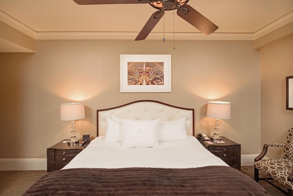 KENSINGTON PARK HOTEL photo 2