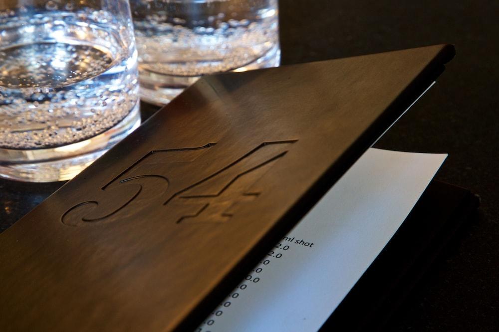 54 Queens Gate Hotel photo 4