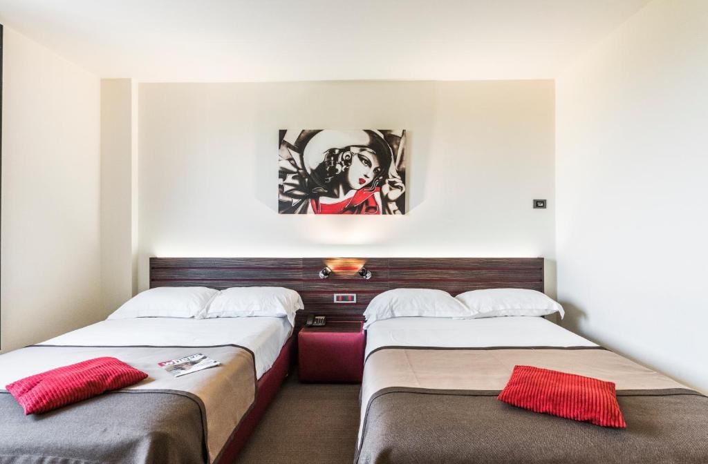 HOTEL ANTONY photo 2