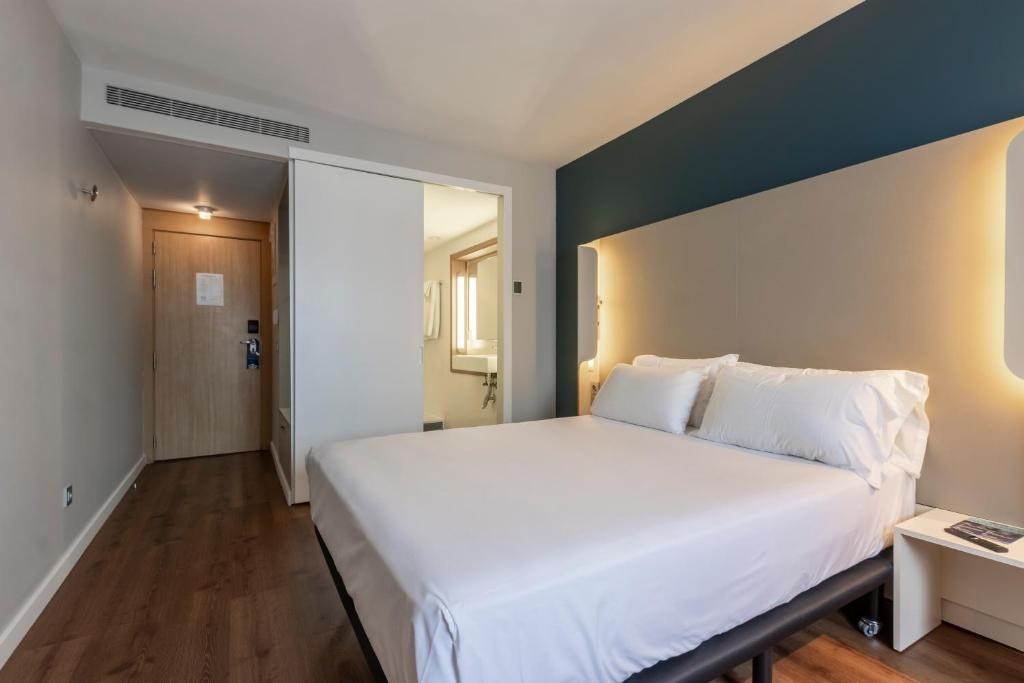 TRAVELODGE MALAGA AEROPUERTO photo 4