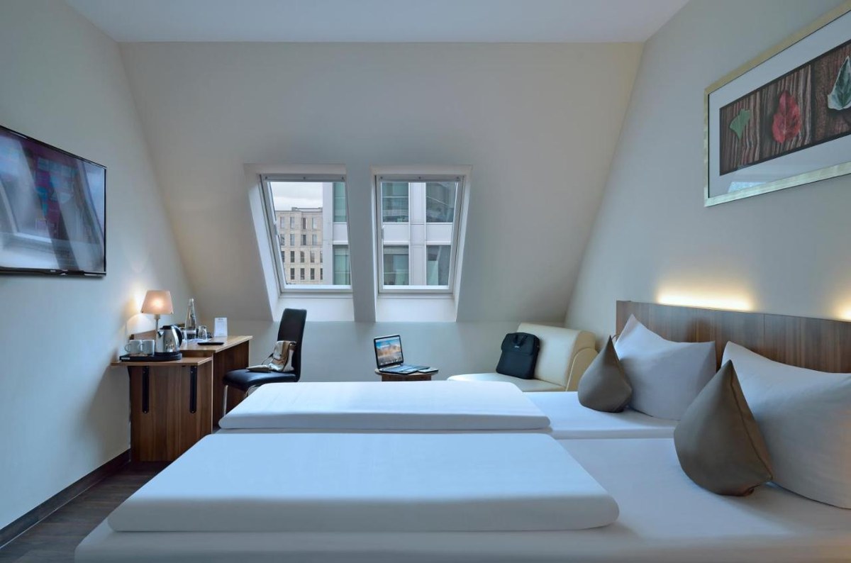 BW HOTEL BERLIN-MITTE photo 1