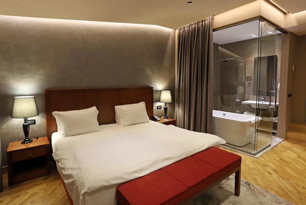 HOTEL MONDIAL photo 3