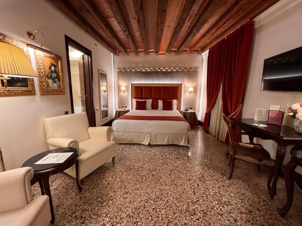 RUZZINI PALACE HOTEL photo 1