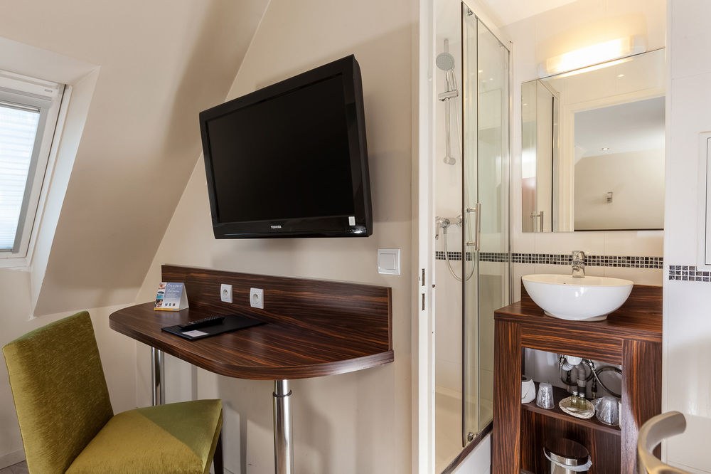 Apolonia Paris Montmartre Sure Hotel Collection BW photo 1
