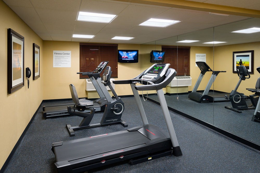 HOLIDAY INN EXPRESS PHILADELPHIA E - PENNS LANDING photo 1