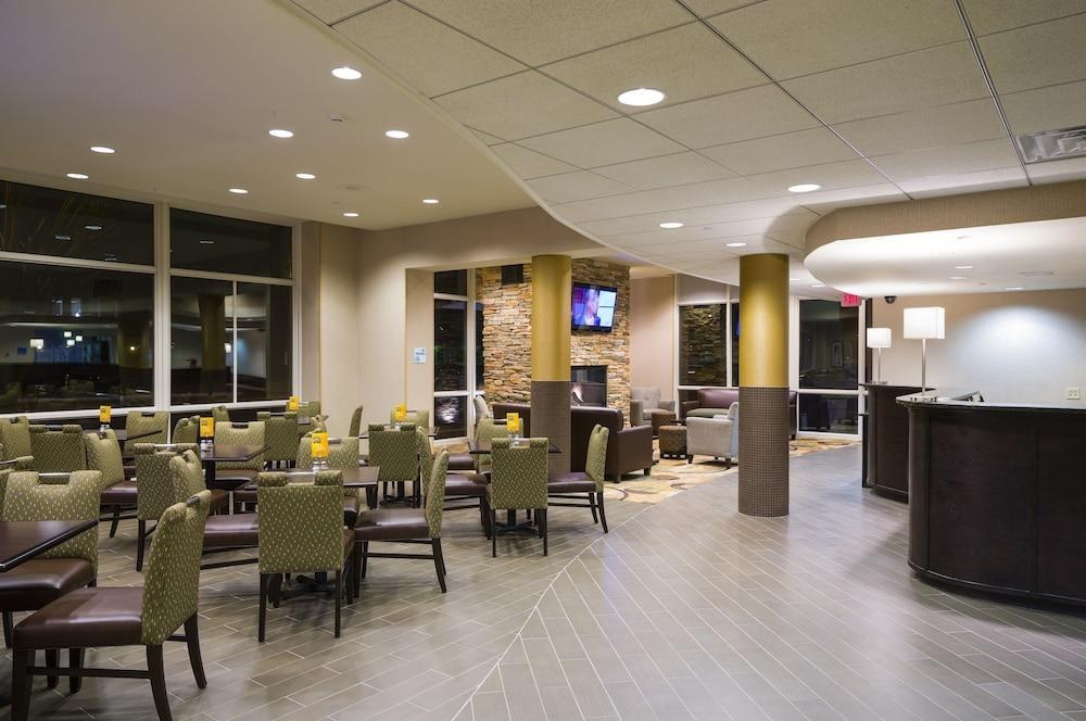 HOLIDAY INN EXPRESS PHILADELPHIA E - PENNS LANDING photo 3