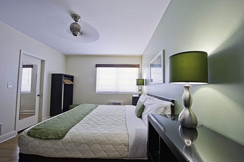 THE COLONY HOTEL photo 1