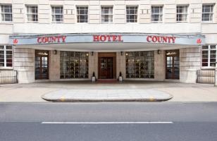 COUNTY HOTEL photo 1