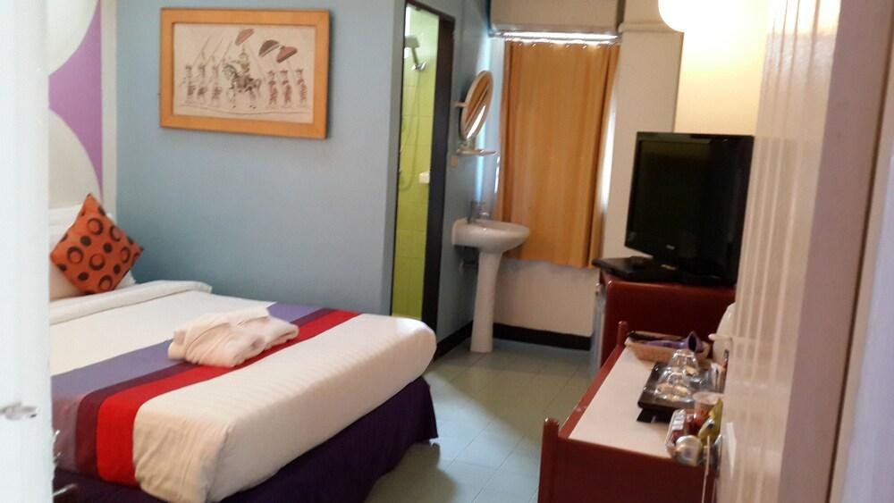Sawasdee Sukhumvit Inn