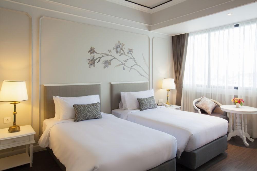 Courtyard By Marriott Phuket Town photo 2