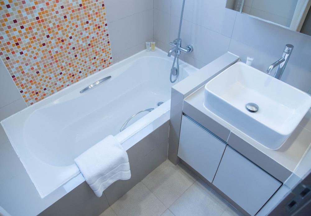 CITADINES SUKHUMVIT 16 BANGKOK photo 3