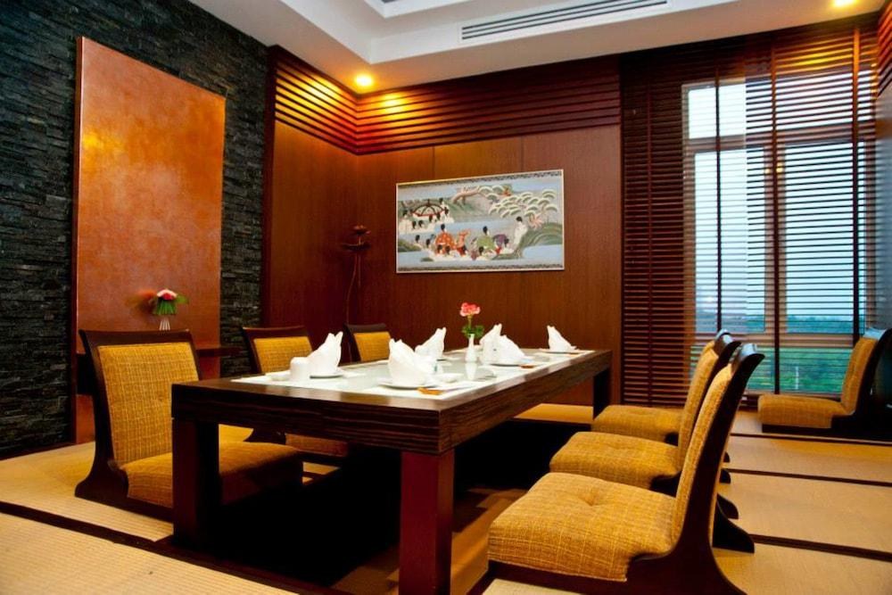 GRAND PACIFIC SOVEREIGN RESORT & SPA photo 4