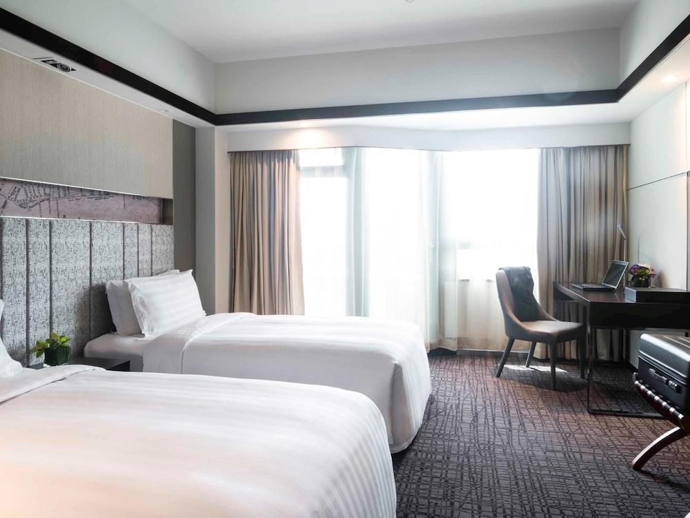 GRAND MERCURE HONGQIAO photo 2