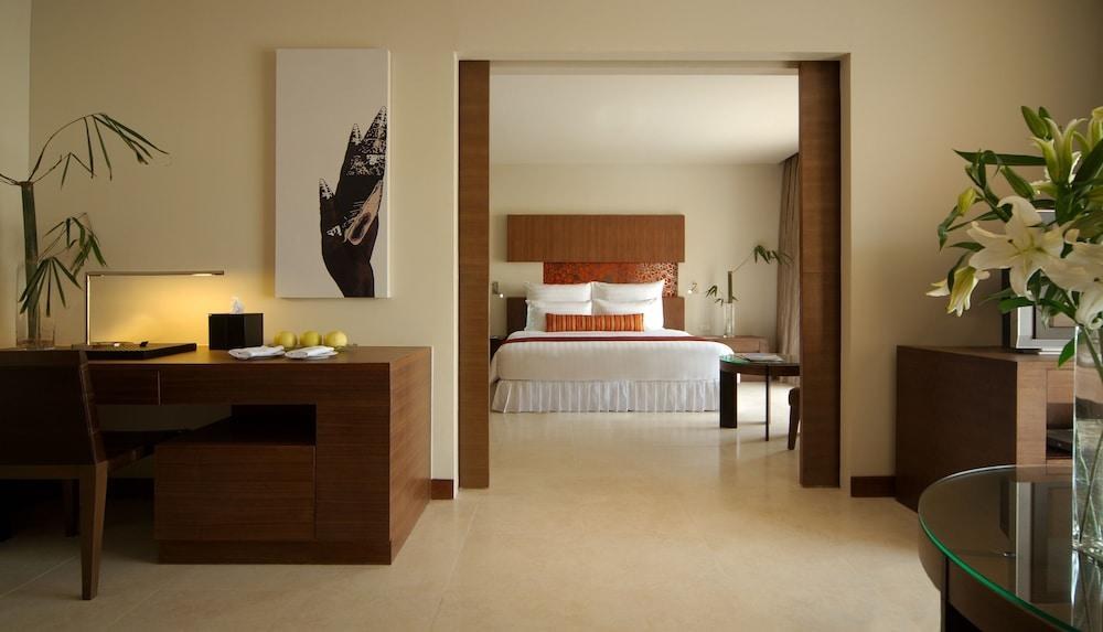 MILLENNIUM RESORT PATONG photo 2