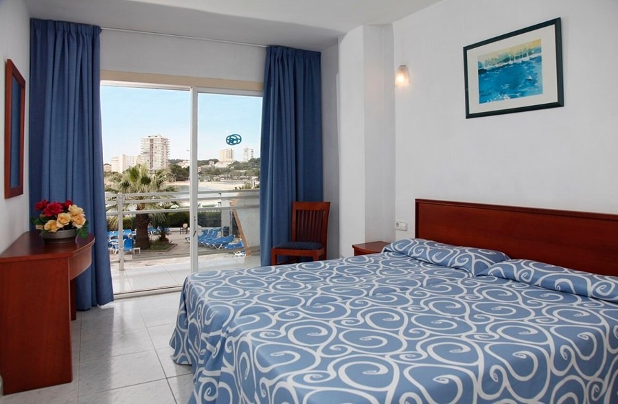APARTAMENTOS ROC PORTONOVA photo 1
