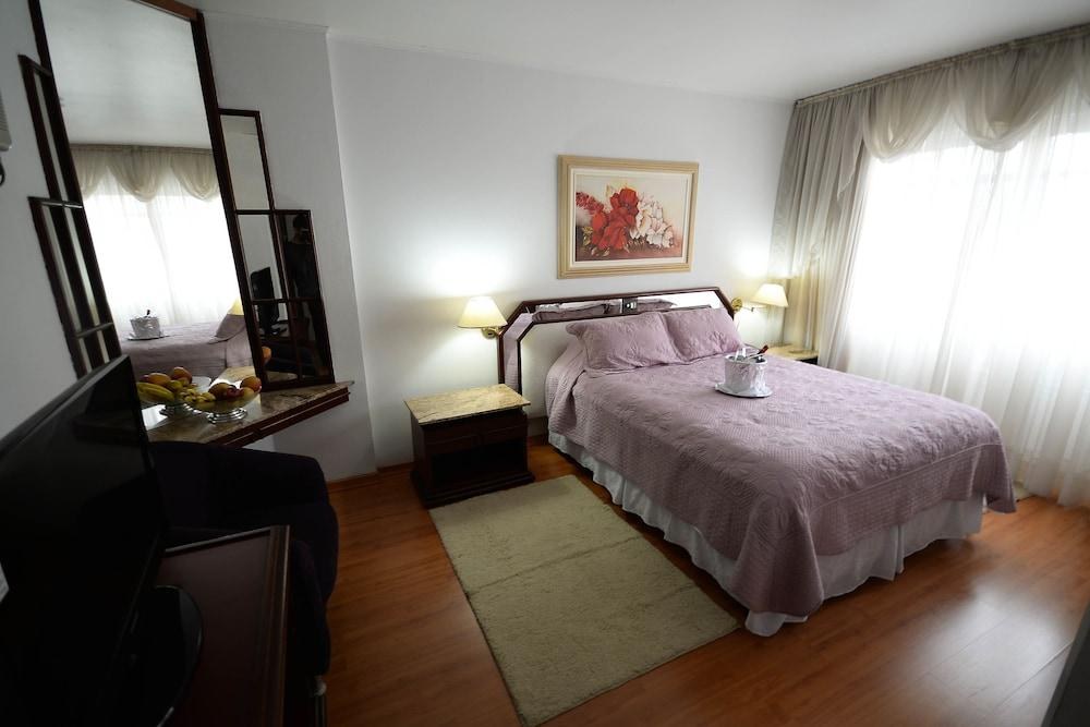 Caravelle Palace Hotel photo 2