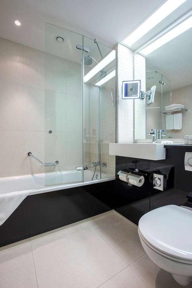 Radisson Blu Hotel, Hamburg photo 2