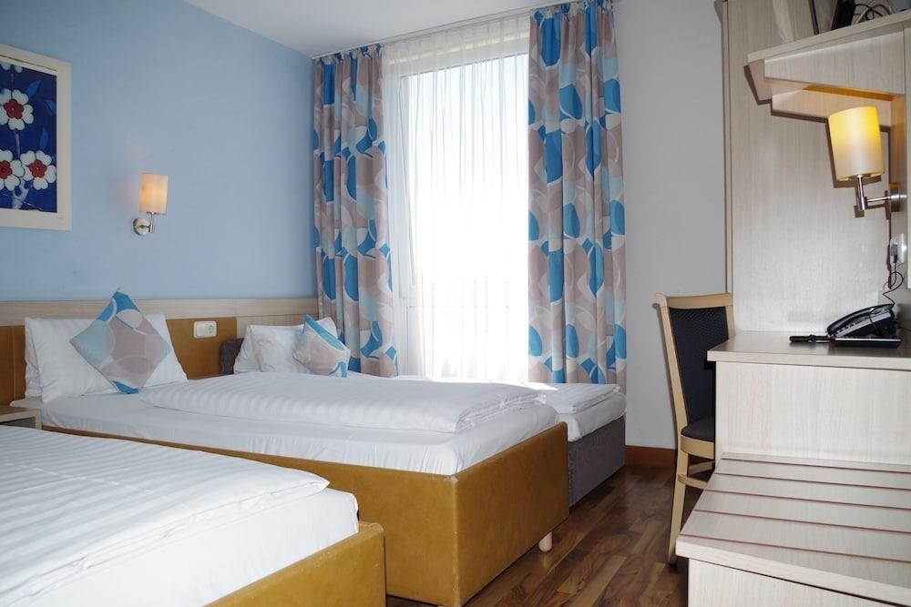 IMPERIAL HOTEL MUNICH photo 2