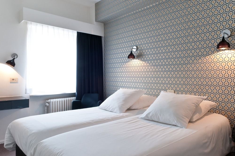 QUEEN ANNE HOTEL