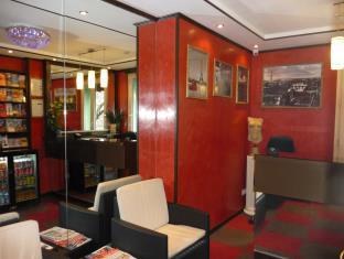 BUTTES CHAUMONT HOTEL photo 1