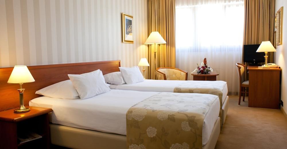 GLOBO HOTEL photo 4
