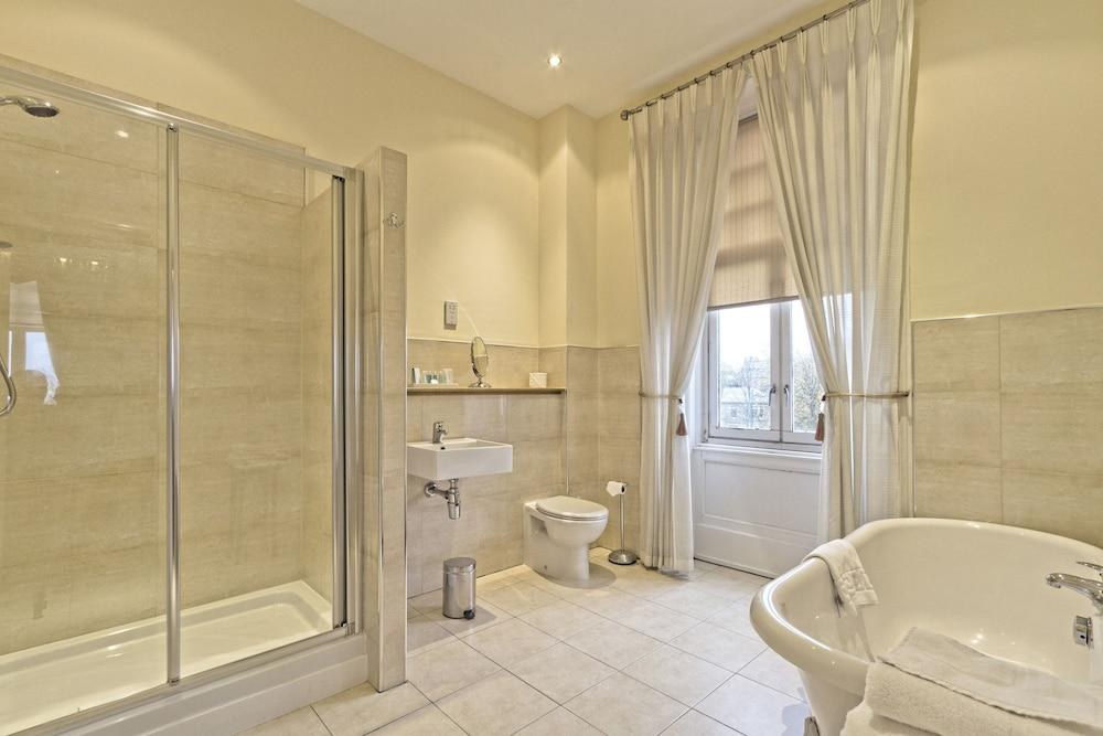 SHERBROOKE CASTLE HOTEL photo 4