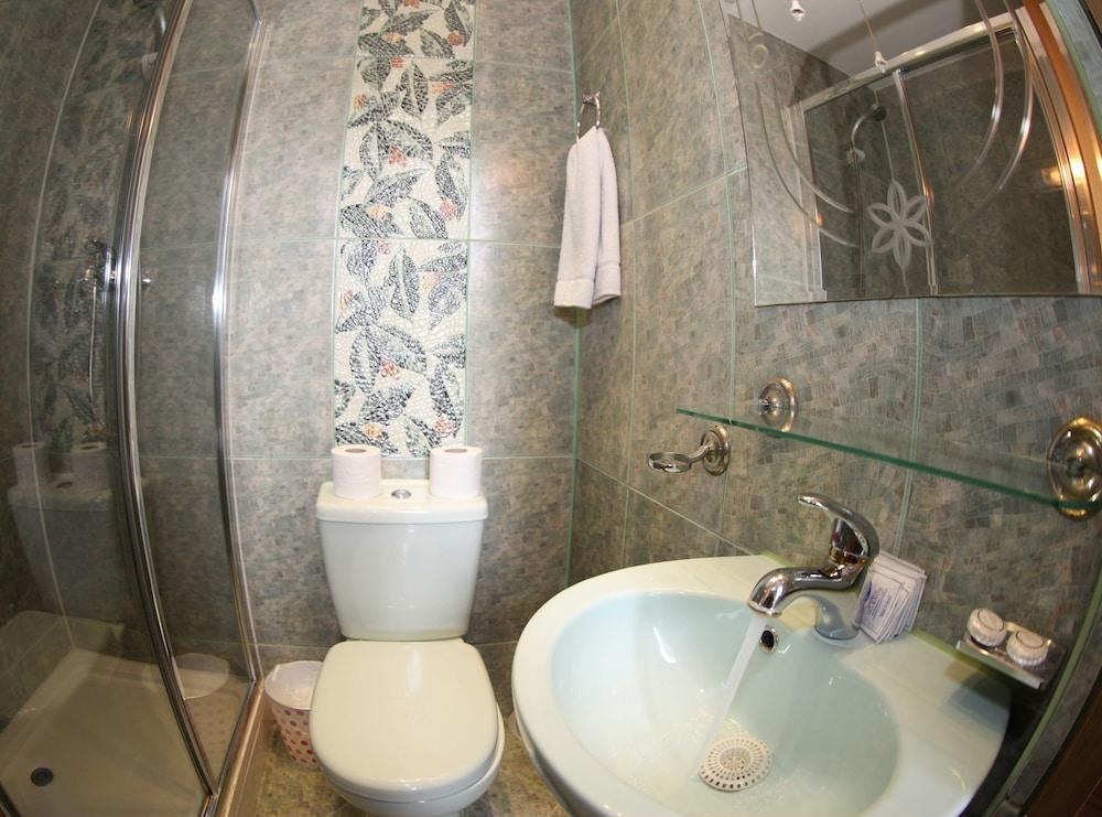 KENSINGTON SUITE HOTEL photo 3