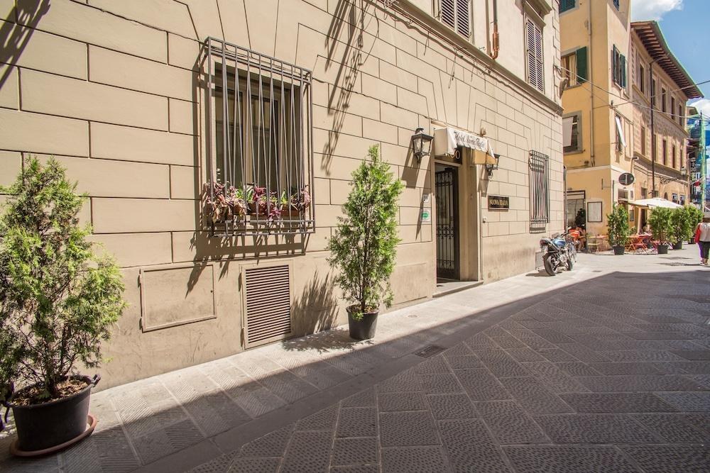 HOTEL NUOVA ITALIA photo 4