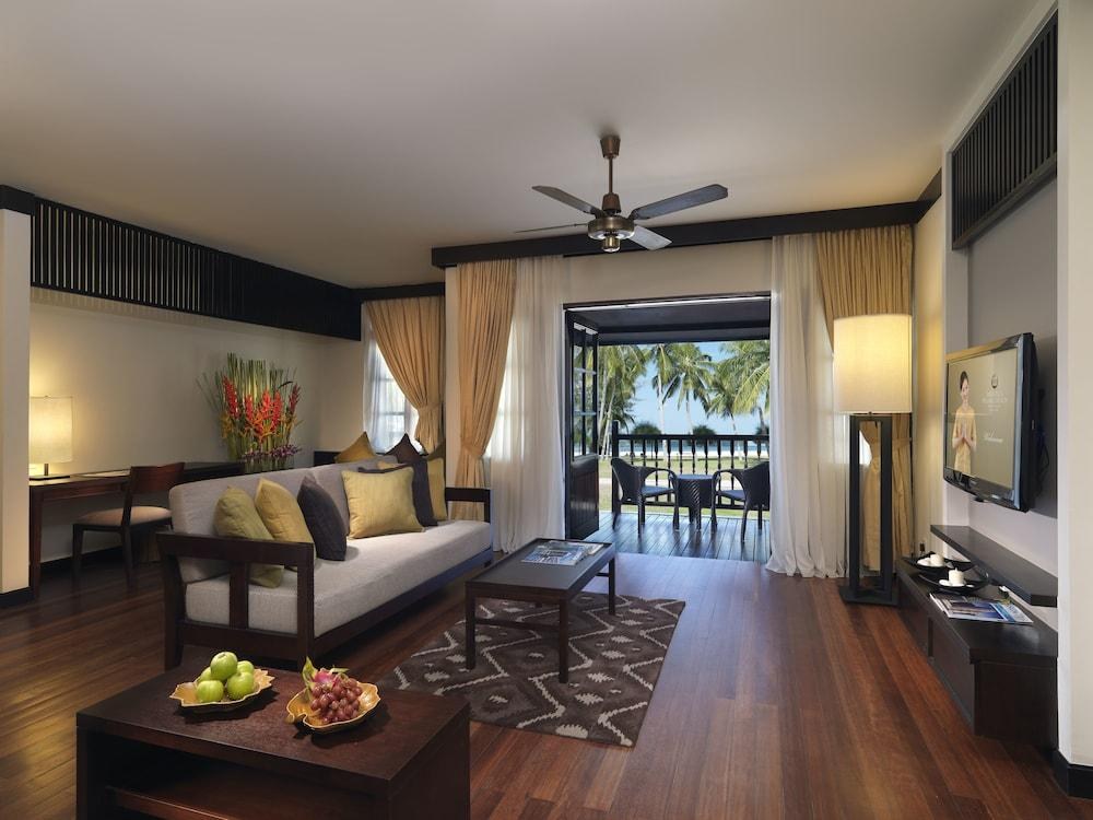 PELANGI BEACH RESORT & SPA photo 2