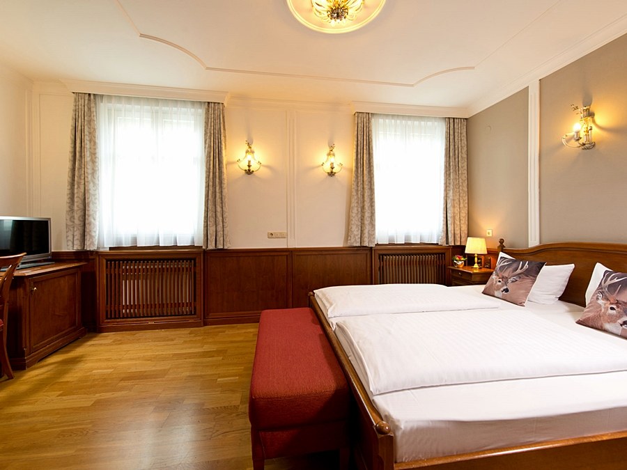 ACHAT HOTEL SALZBURG ZUM HIRSCHEN photo 1