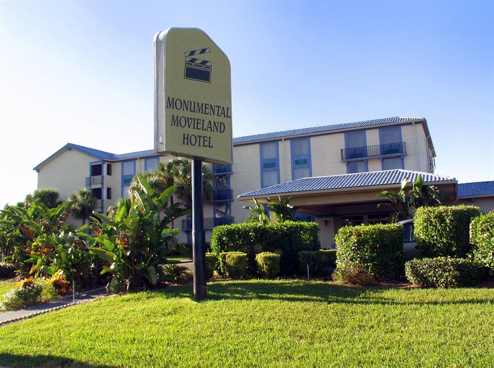 MONUMENTAL MOVIELAND photo 1