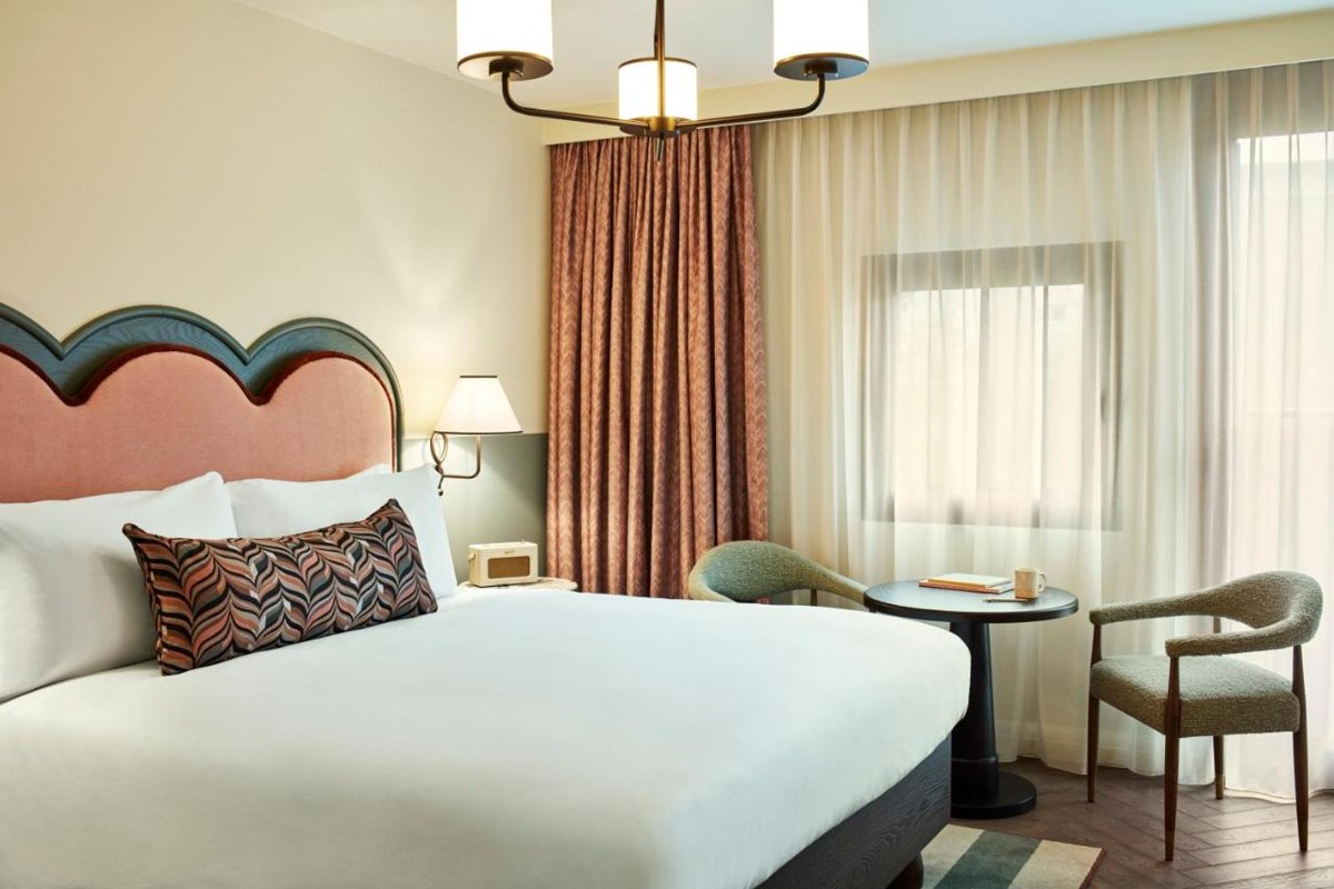 THE HOXTON CHARLOTTENBURG