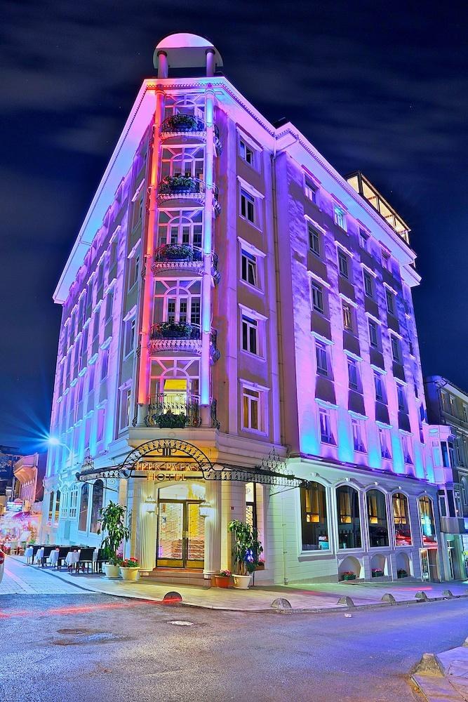 IPEK PALAS photo 2