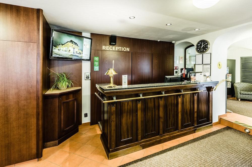 ARCHIBALD AT THE CHARLES BRIDGE HOTEL photo 4
