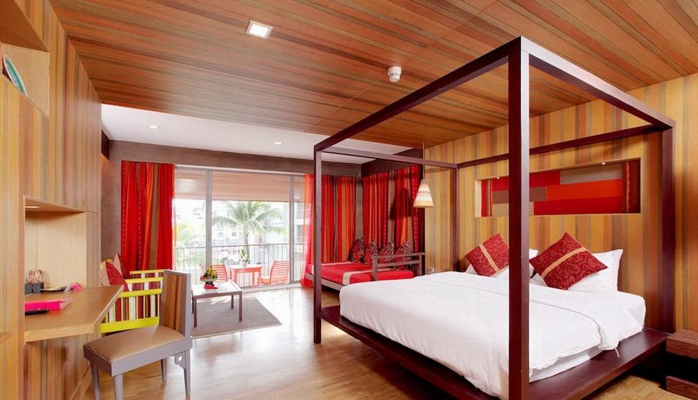 PATONG BEACH HOTEL photo 2