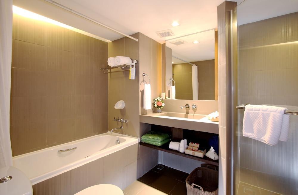 PATONG BEACH HOTEL photo 4