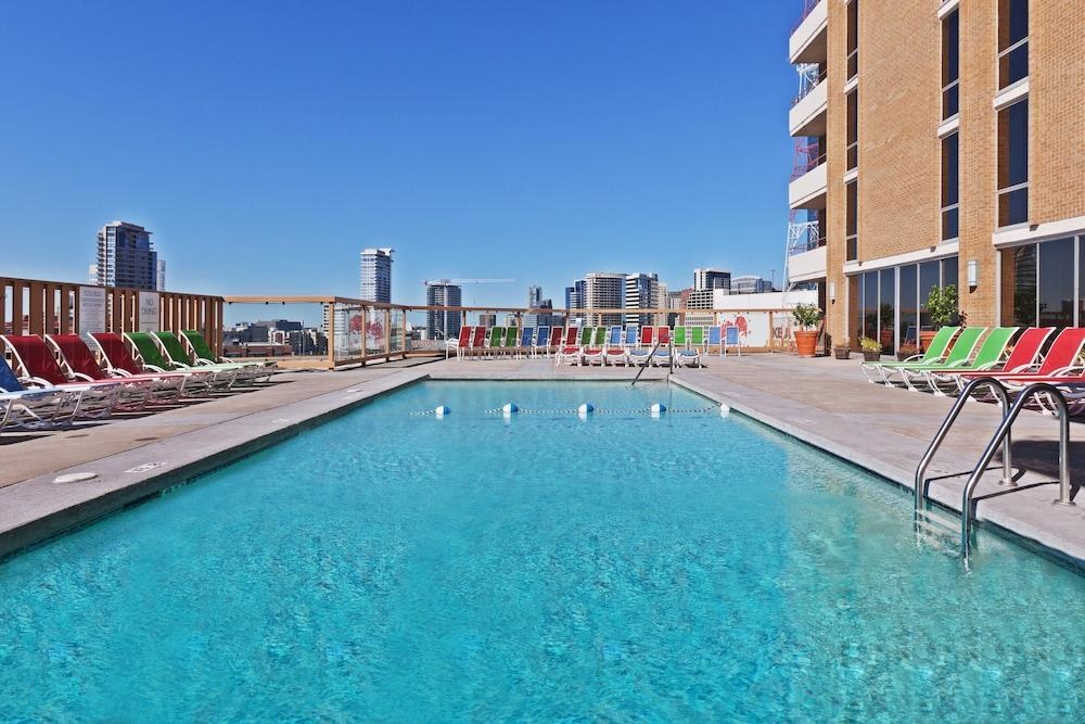 CROWNE PLAZA DALLAS DOWNTOWN photo 4