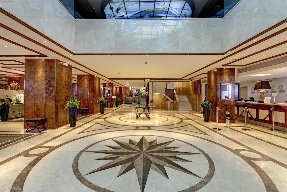 PRESIDENT HOTEL photo 2