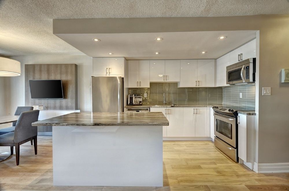 TOWN INN SUITES TORONTO photo 1