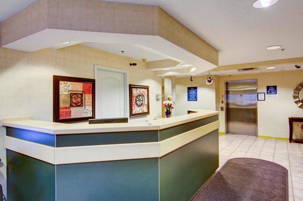 JACKSONVILLE PLAZA HOTEL & SUITES