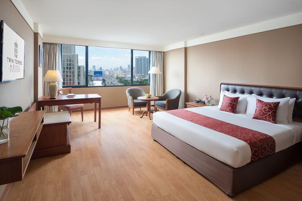 THE TWIN TOWERS HOTEL photo 3