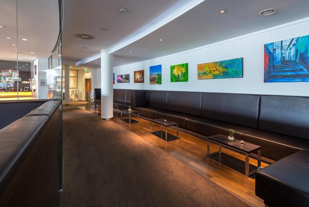 Ramada by Wyndham Dresden photo 3