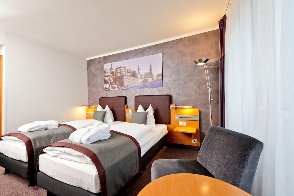 Ramada by Wyndham Dresden photo 4