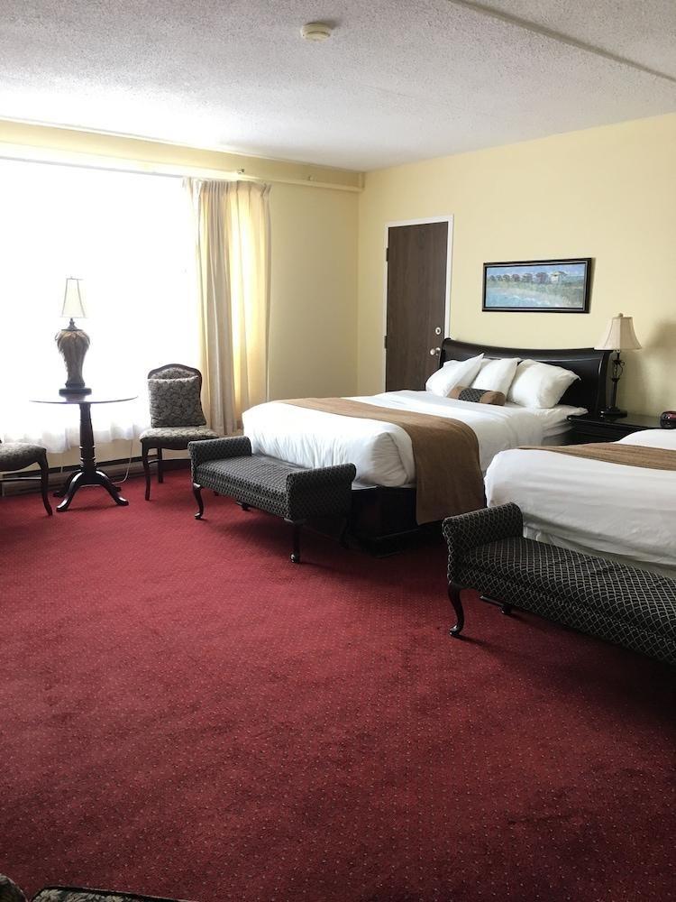 RAMADA FREDERICTON photo 3