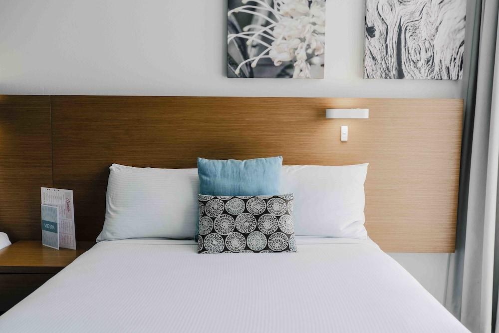 NOVOTEL CAIRNS OASIS RESORT photo 2