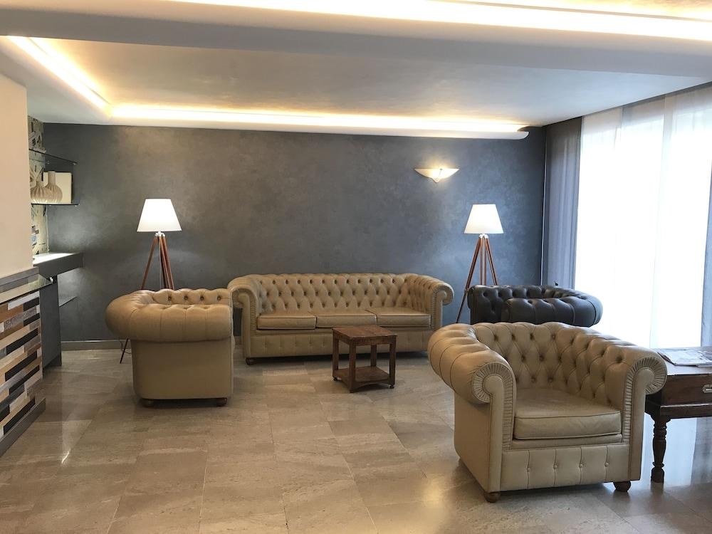 HOTEL EUROPA photo 1