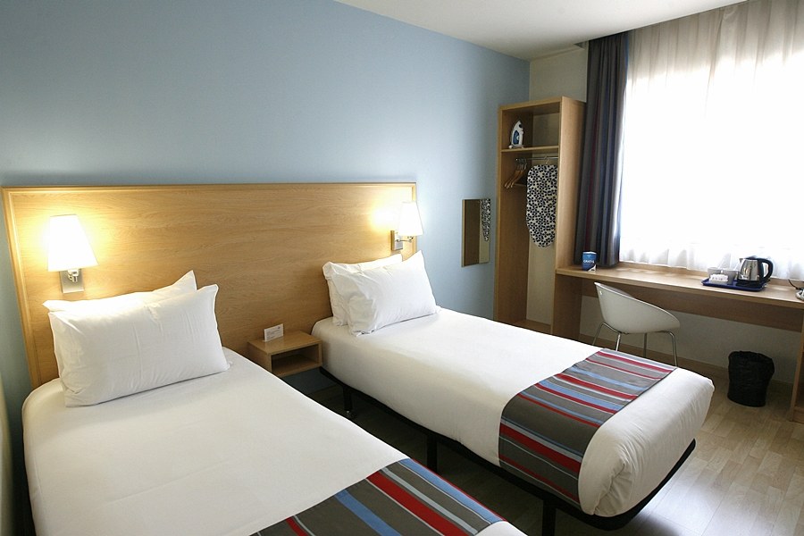 TRAVELODGE TORRELAGUNA photo 4